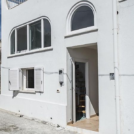 Ferienwohnung Raffaele Ponza Zimmer foto